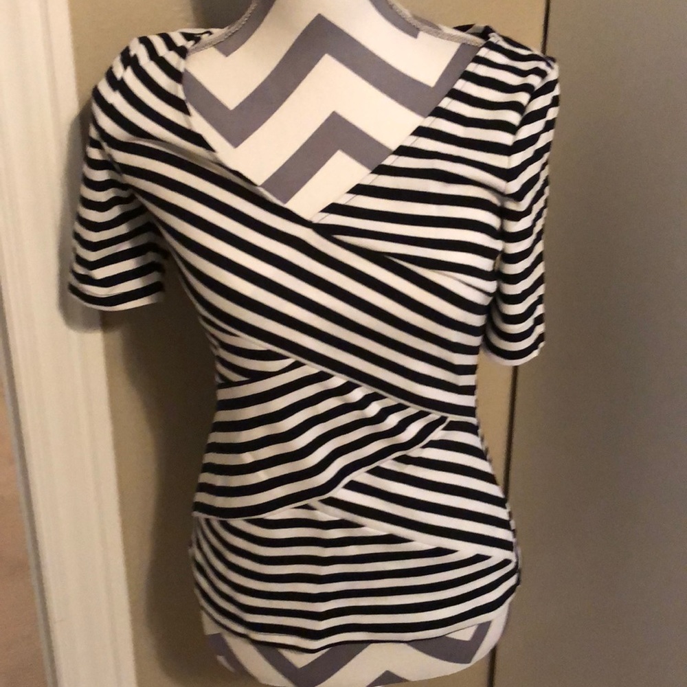 New 3/4 shirt w/out tag